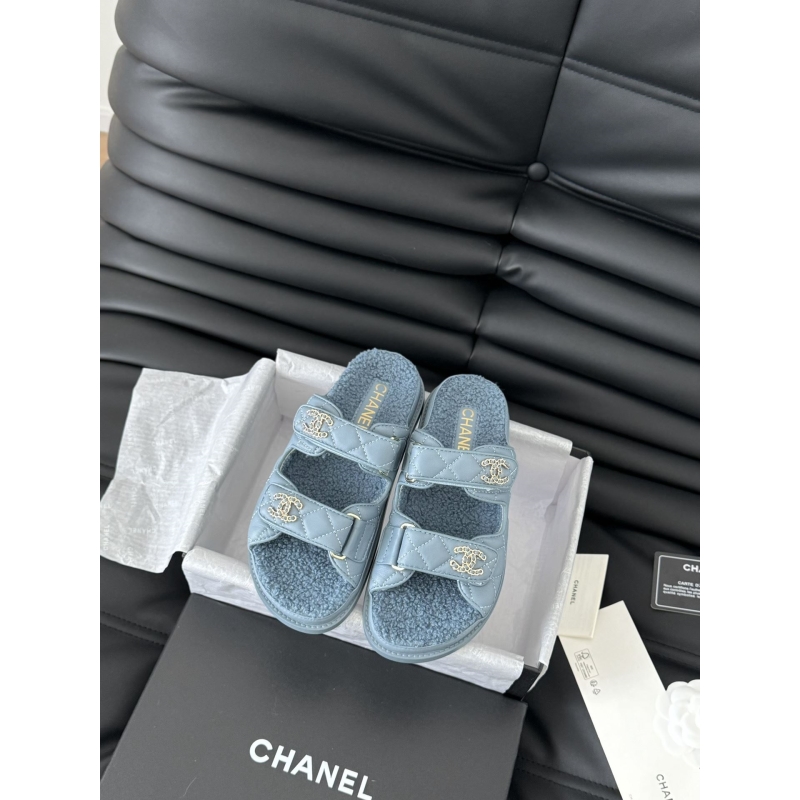 Ch*el slippers